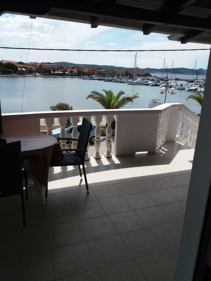 Apartmani Ana Bibinje Eksteriør billede