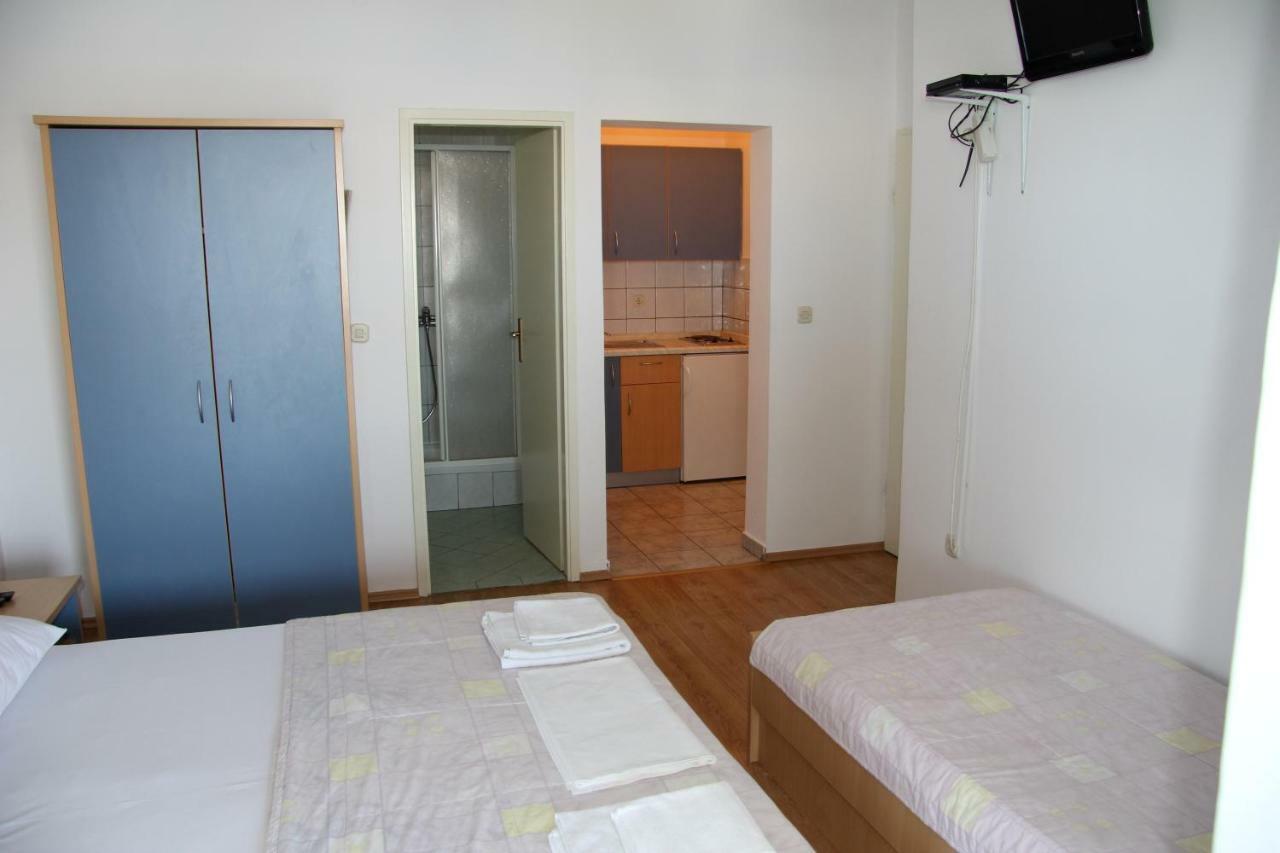 Apartmani Ana Bibinje Eksteriør billede