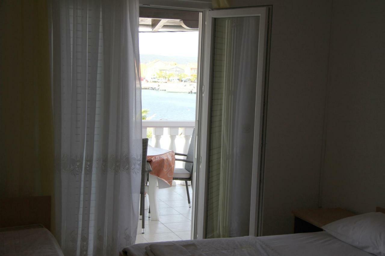 Apartmani Ana Bibinje Eksteriør billede